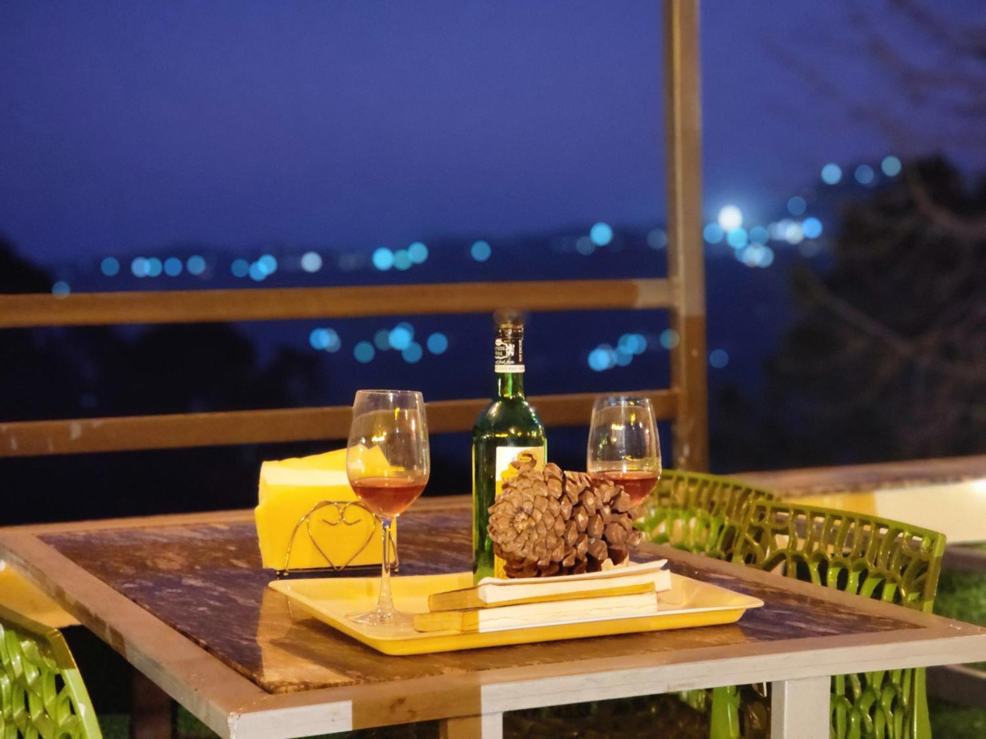 Pine Valley Resort Kasauli Ngoại thất bức ảnh