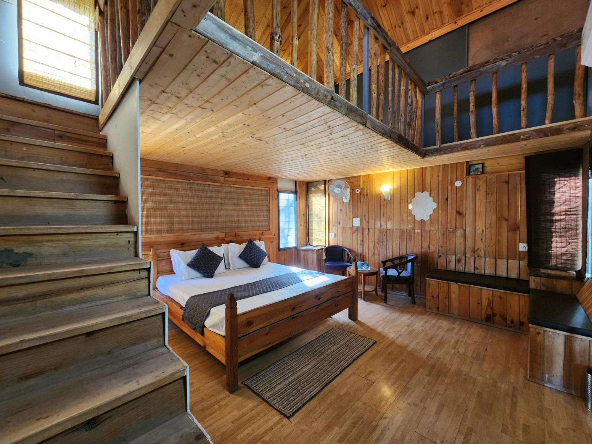 Pine Valley Resort Kasauli Ngoại thất bức ảnh