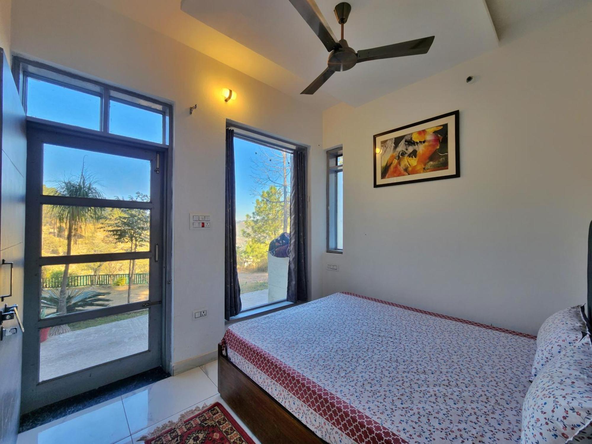 Pine Valley Resort Kasauli Ngoại thất bức ảnh